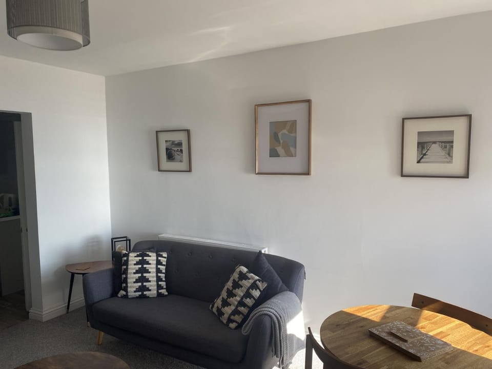 Sunrise View Flat 1 Apartment in Scarborough