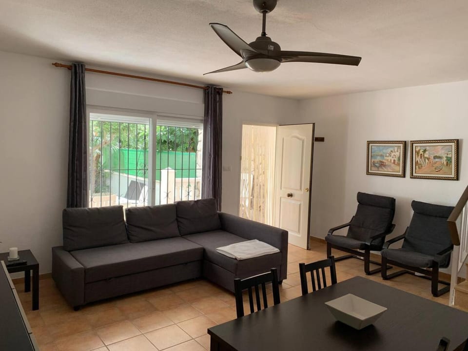PEÑISCOLA CHALET 10-A Alquiler House in Peniscola