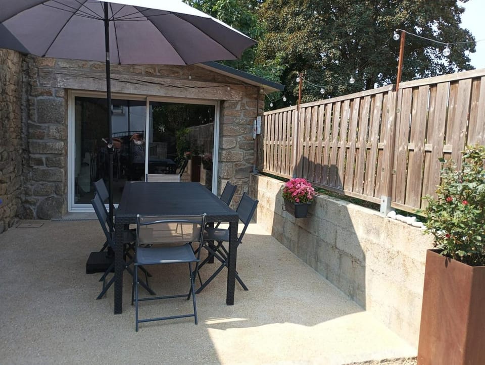 Maison en pierre pour 6-jardin &animaux bienvenus House in Brittany