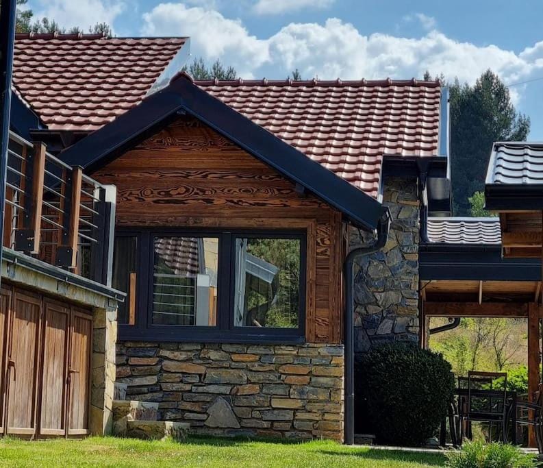 Chiplakova cottage by MRS Villa in Blagoevgrad Province