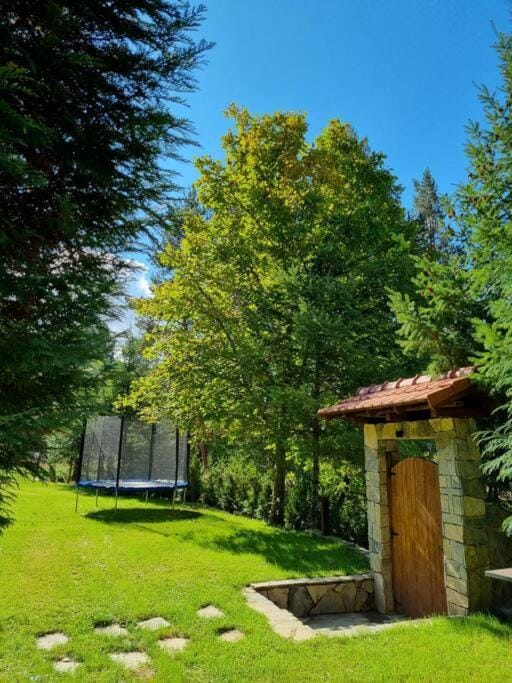 Chiplakova cottage by MRS Villa in Blagoevgrad Province
