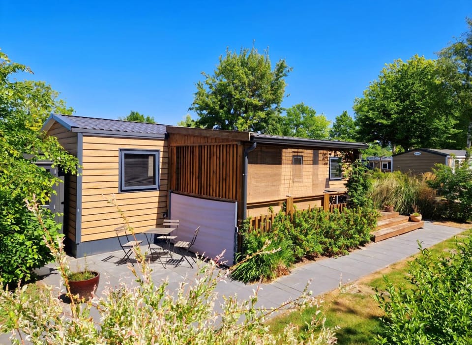 Property building, Garden