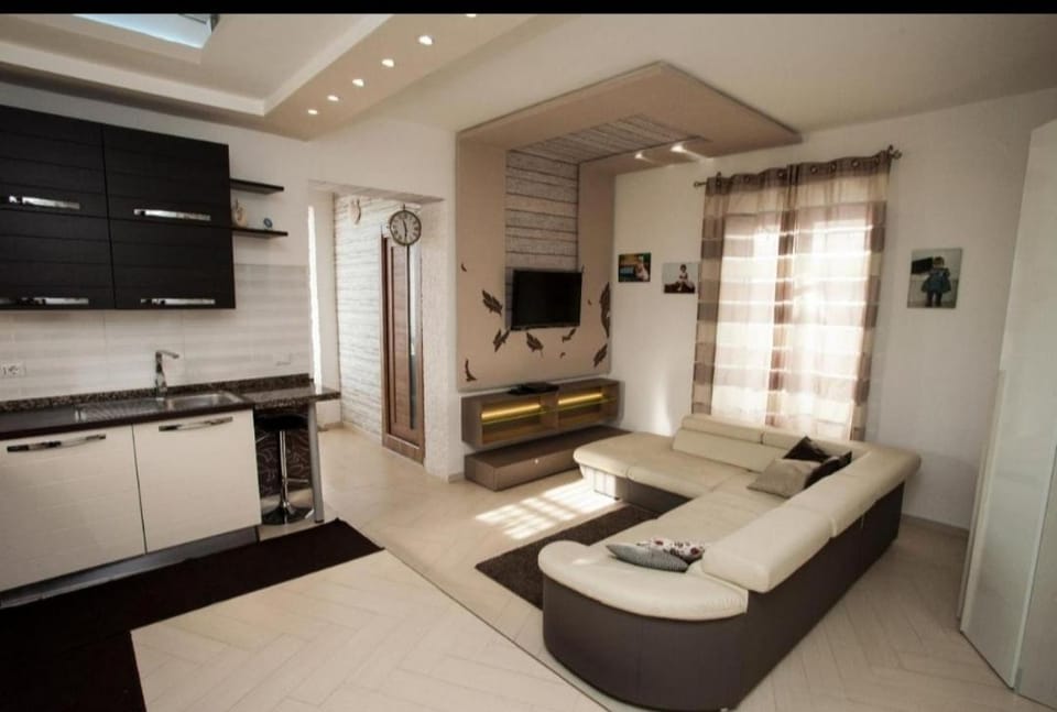 the sea beyond Apartment in Castellammare di Stabia