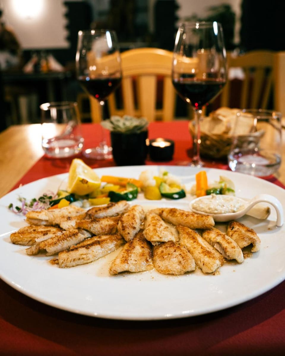 Restaurant/places to eat