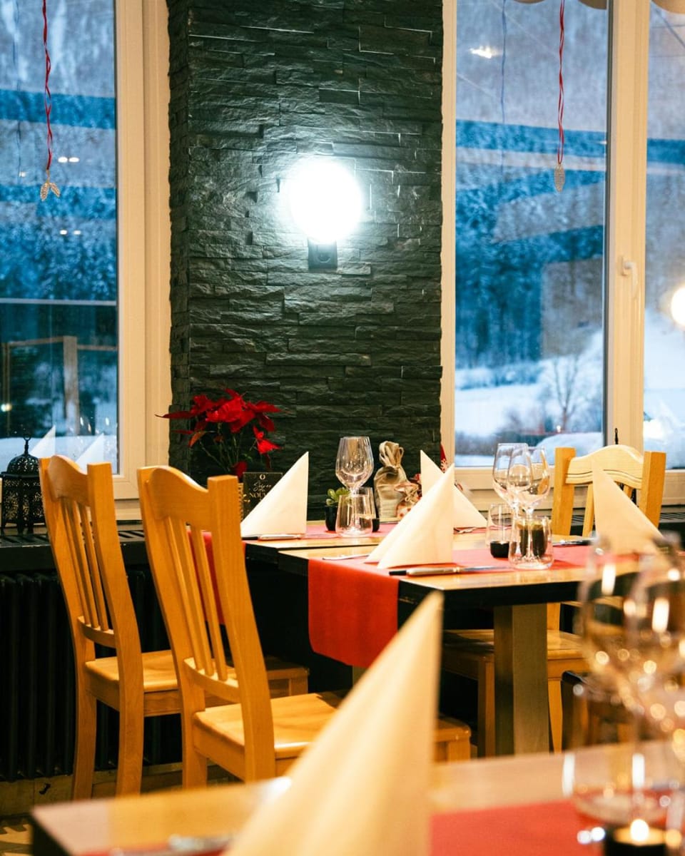 Restaurant/places to eat