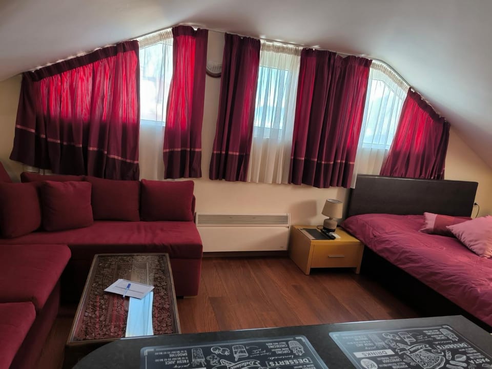 Апартамент-студио Б4-4-1 Божурленд Apartment in Bansko
