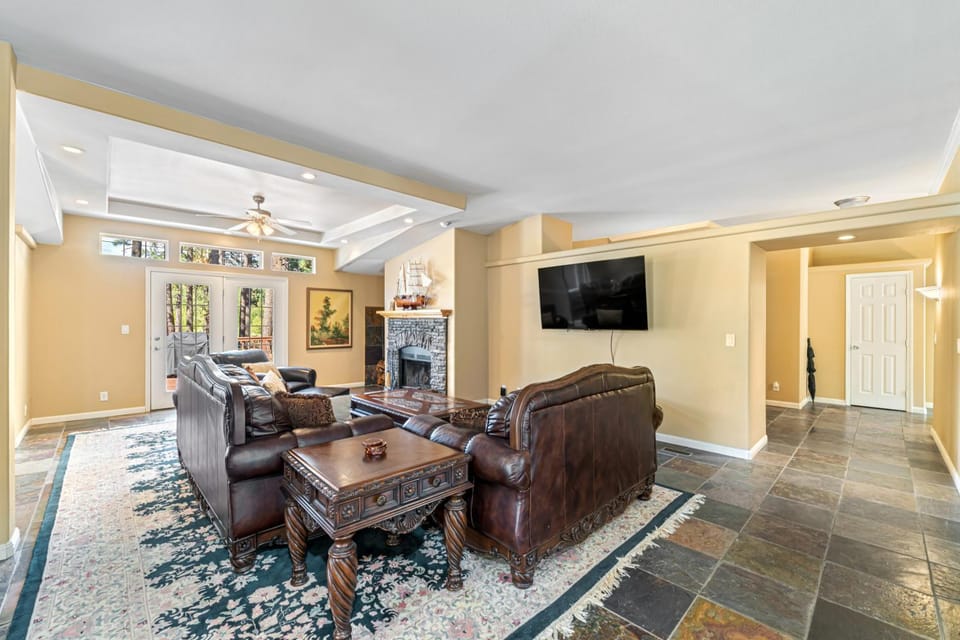 200 Acres, River Access: 'Feather House' in NorCal House in Sierra Nevada