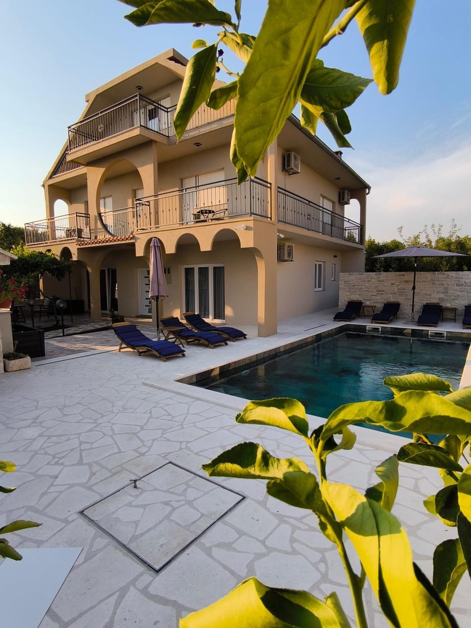 Swimming pool