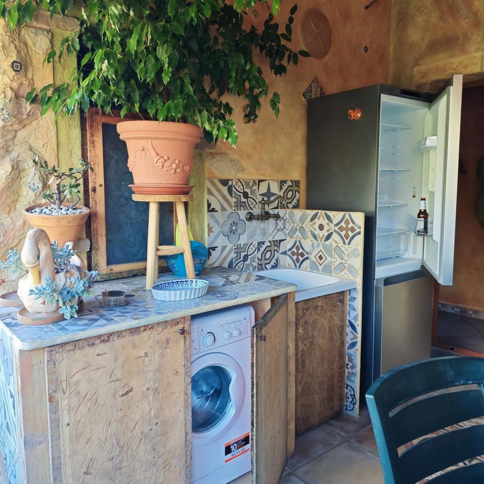 Casa Gaudi - House & Rooms Bed and Breakfast in Teulada