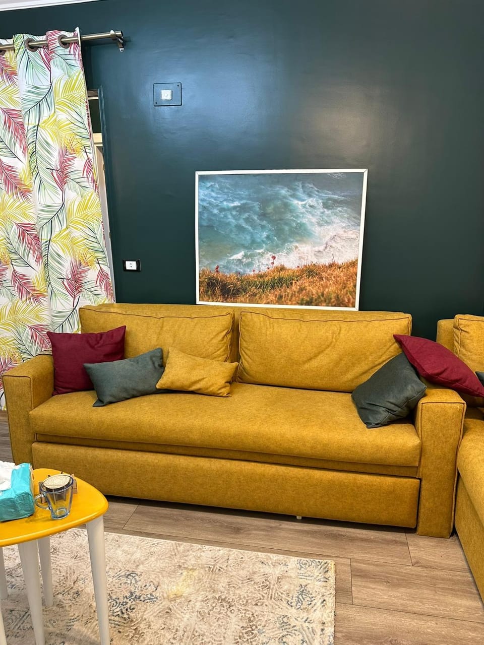 Living room, Seating area