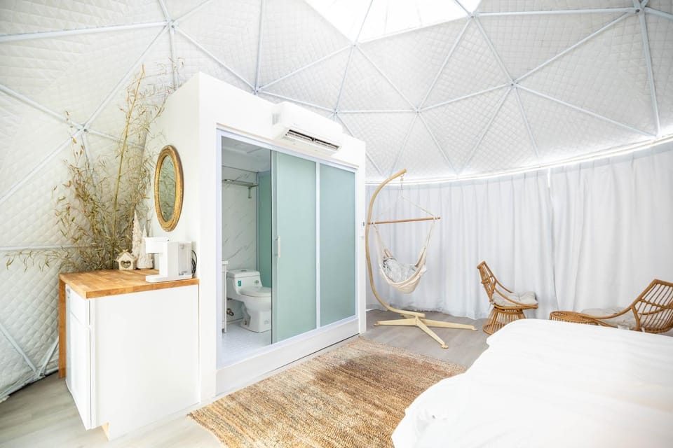 Dream Dome Getaway near Leesburg Luxury tent in Catoctin