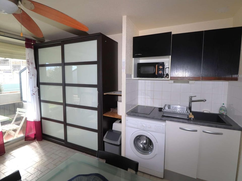 Studio avec Terrasse et Parking au Grau-du-Roi - FR-1-307-256 Apartment in Le Grau-du-Roi