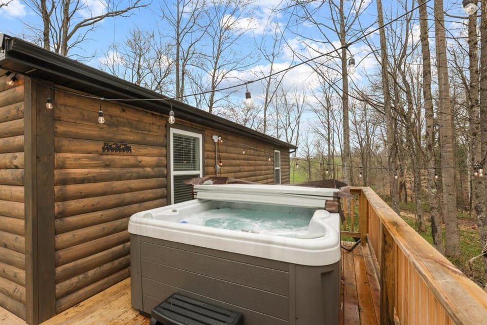 Natural landscape, Hot Tub