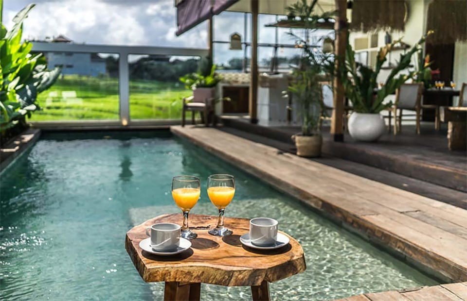Day, View (from property/room), Garden view, Pool view, Swimming pool