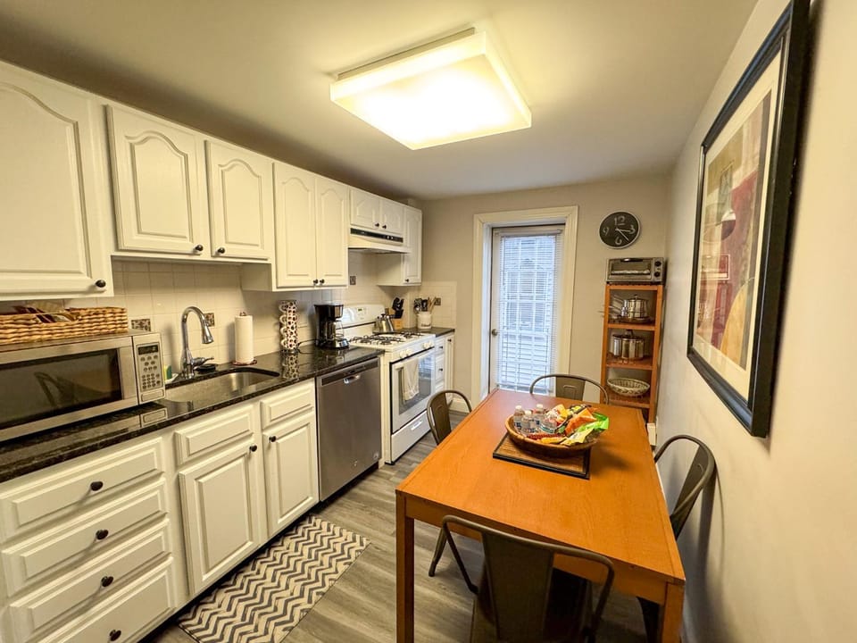 Brookline Village, Central Air, 2B, Near Longwood House in Brookline