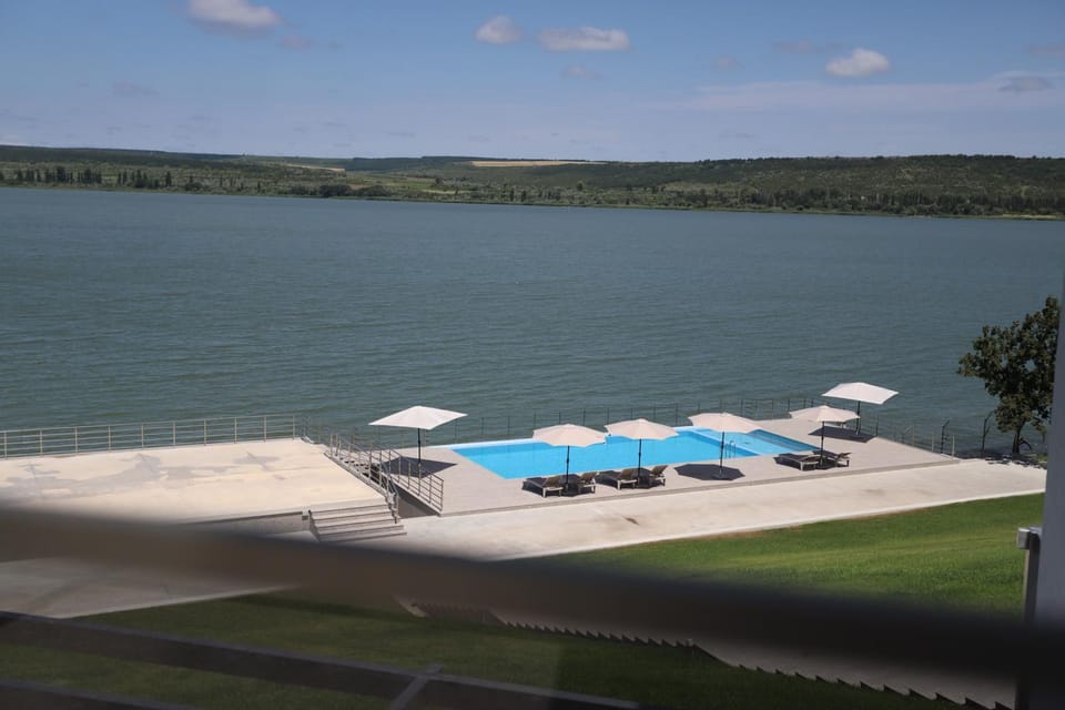Lake view, Sea view, Swimming pool