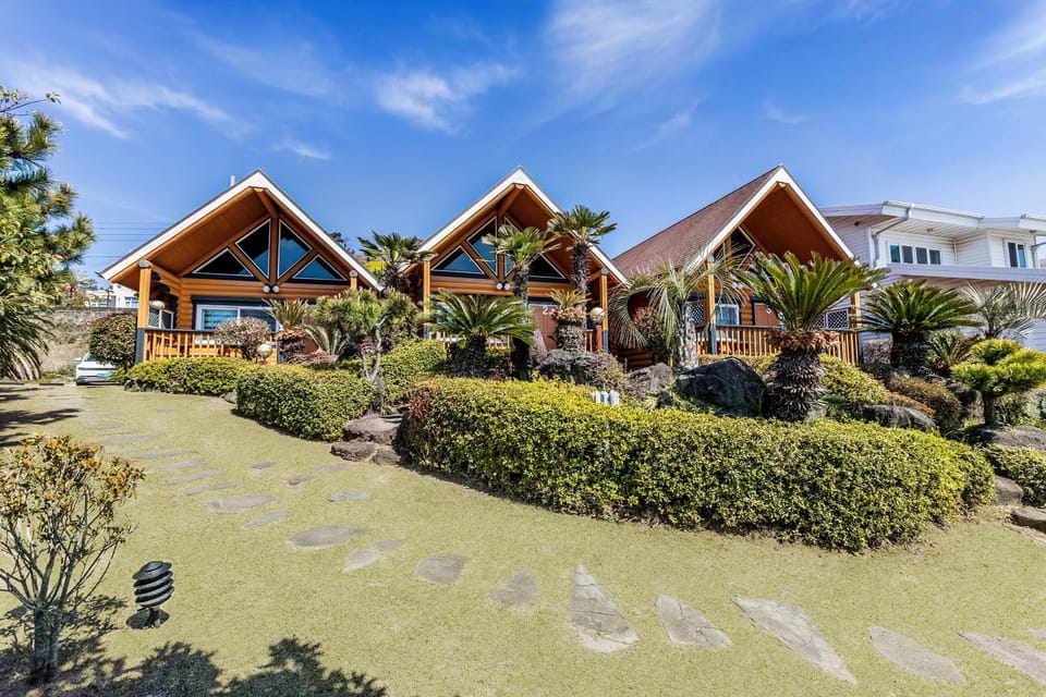 Property building, Garden