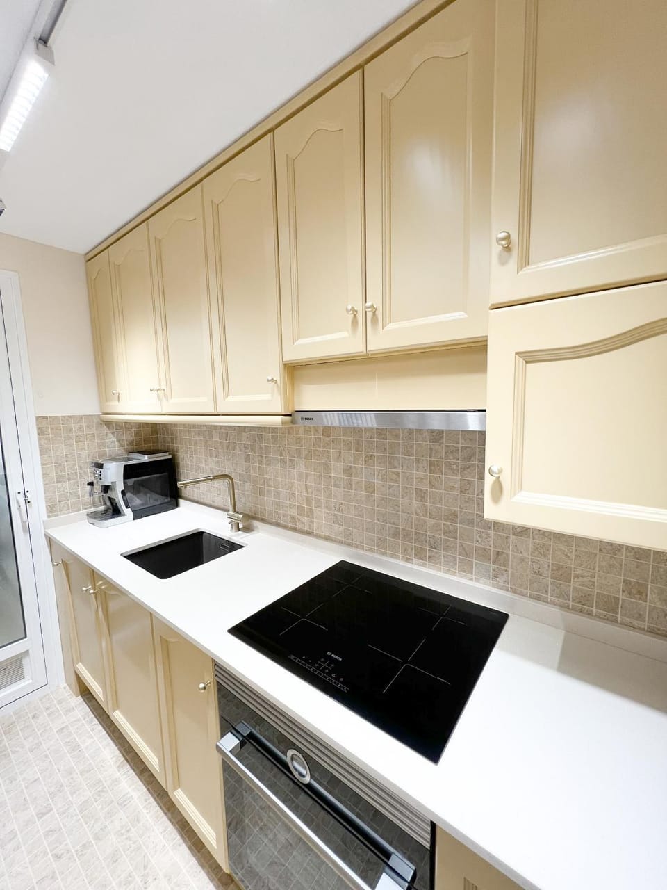 Kitchen or kitchenette, dishwasher, pet friendly, stove