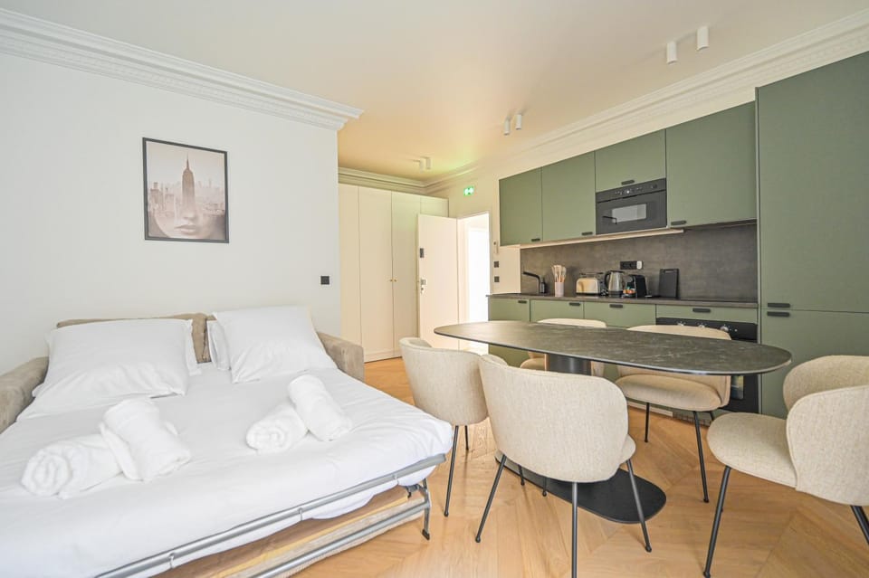 Bed, Living room, Dining area