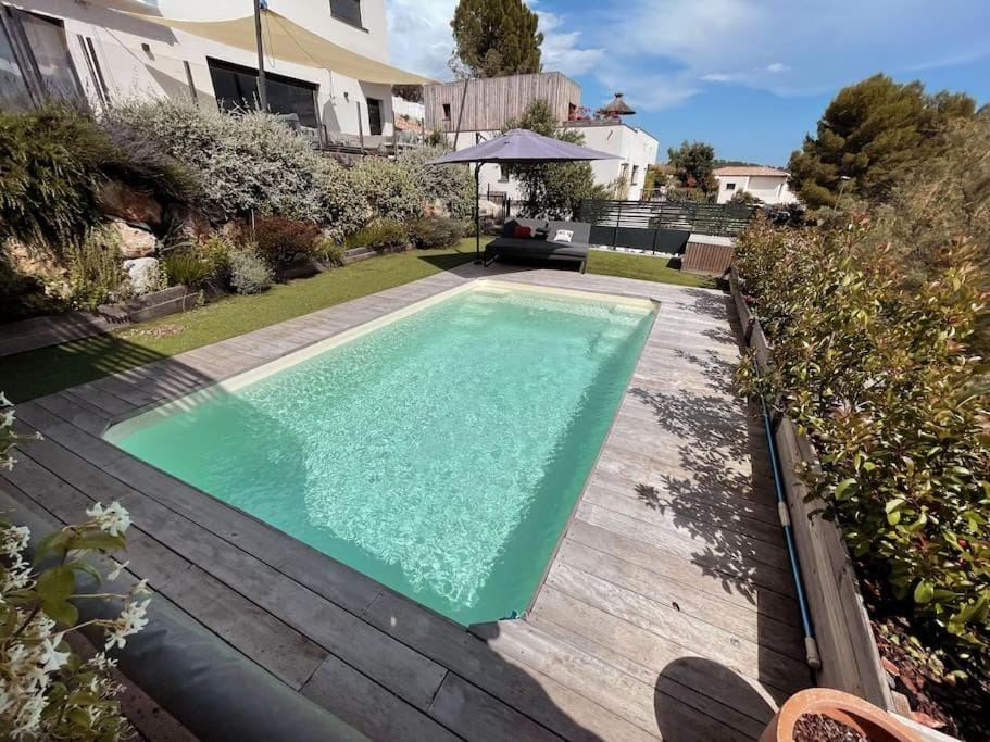 Pool view, Swimming pool