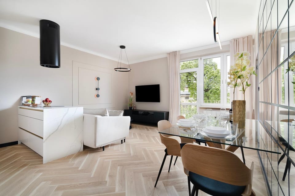 EASY RENT Apartments - CityCenter Place, Centrum 24h Check-in Apartment in Poland