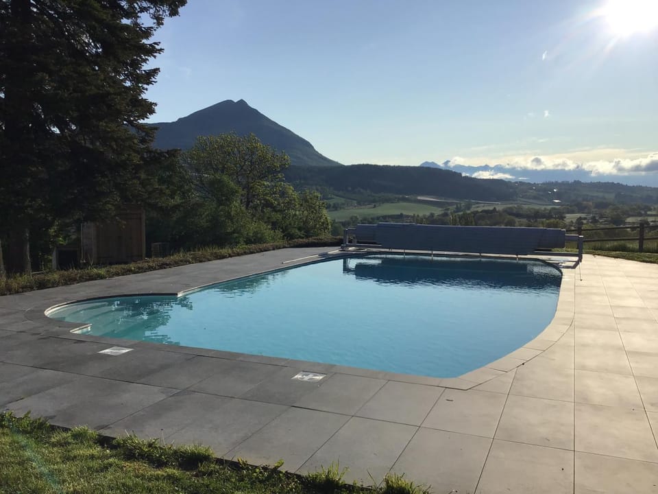 Natural landscape, Balcony/Terrace, Mountain view, Swimming pool, Swimming pool, Public Bath