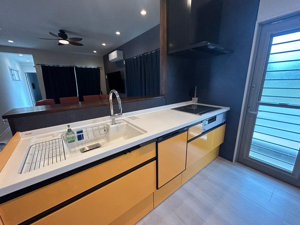 Orange House Apartment in Okinawa Prefecture