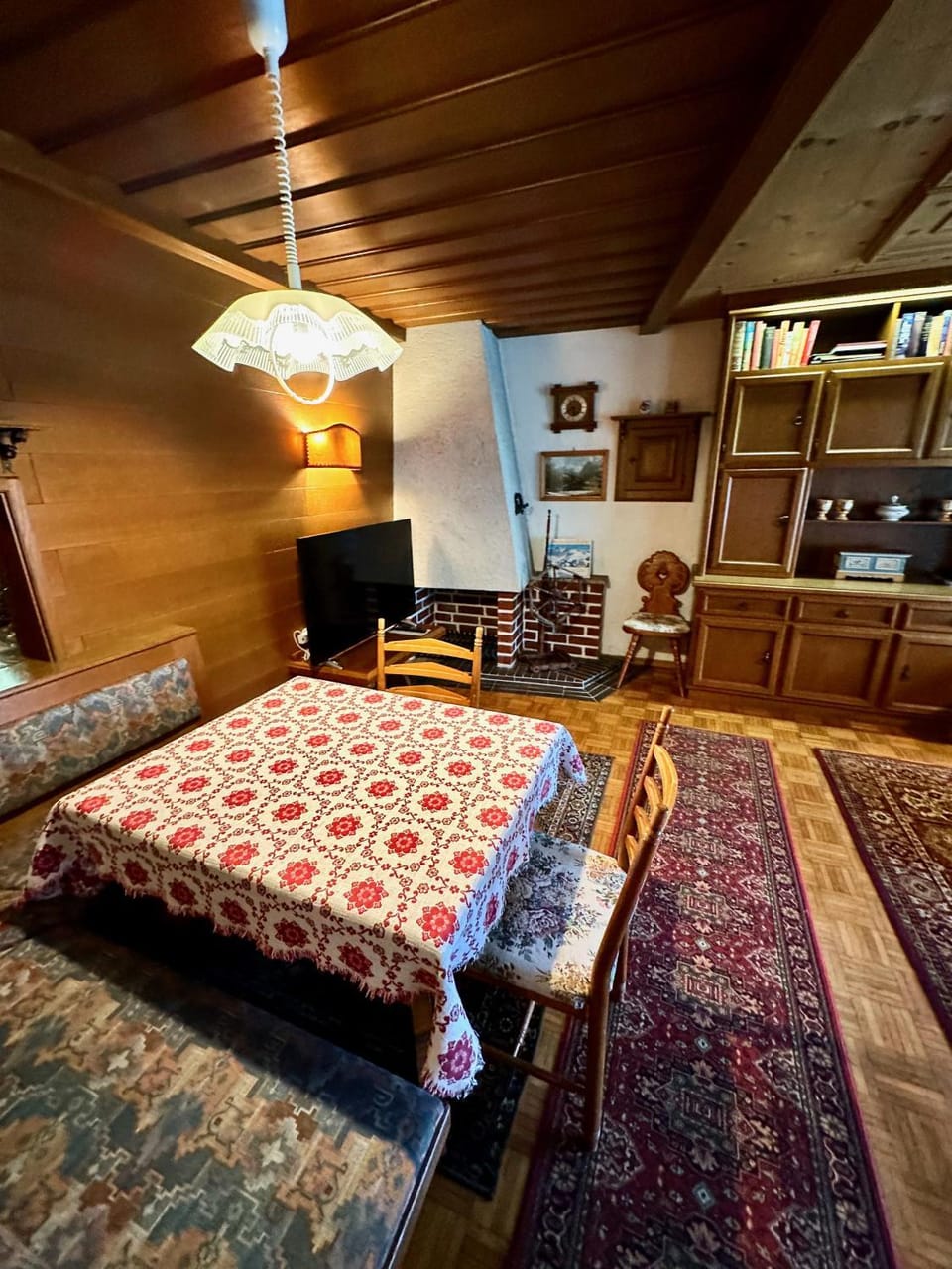 TV and multimedia, Living room, Dining area