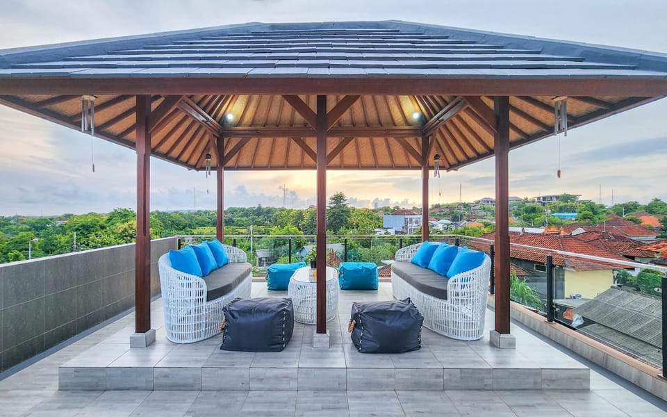 View (from property/room), Balcony/Terrace, Seating area