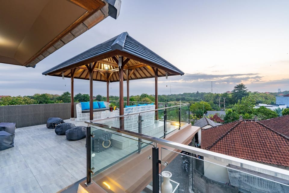 Property building, Balcony/Terrace