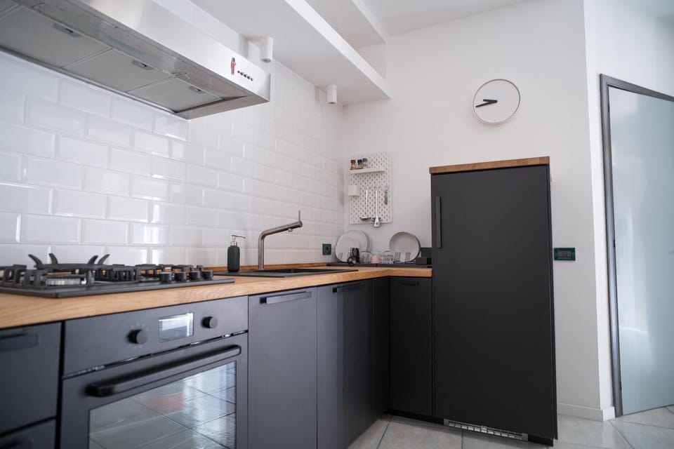 Kitchen or kitchenette, dishwasher, pet friendly, stove