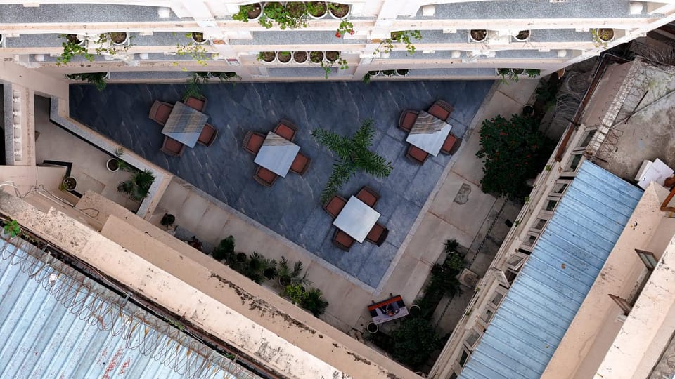 Property building, Day, Bird's eye view, Inner courtyard view