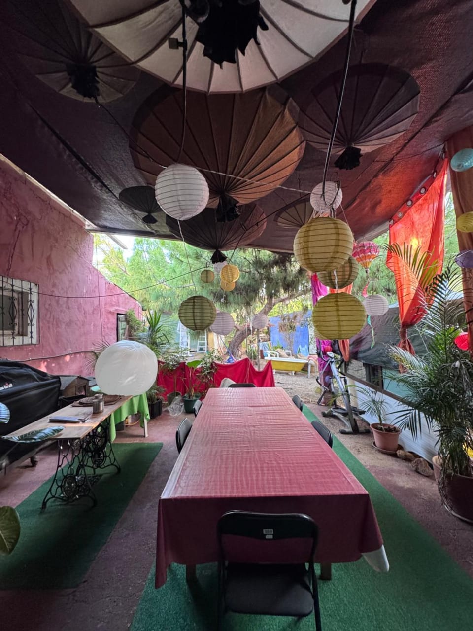 Caravan of Love by Casa das Artes Campground/ 
RV Resort in Moncarapacho
