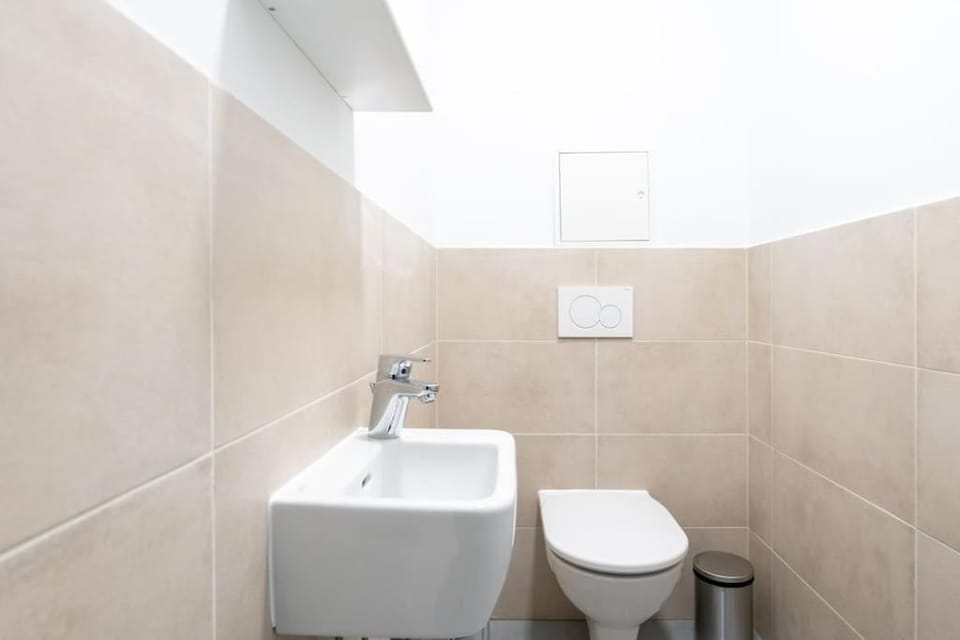 Spotless 1BR, Quick City Link by HM Apartment in Vienna