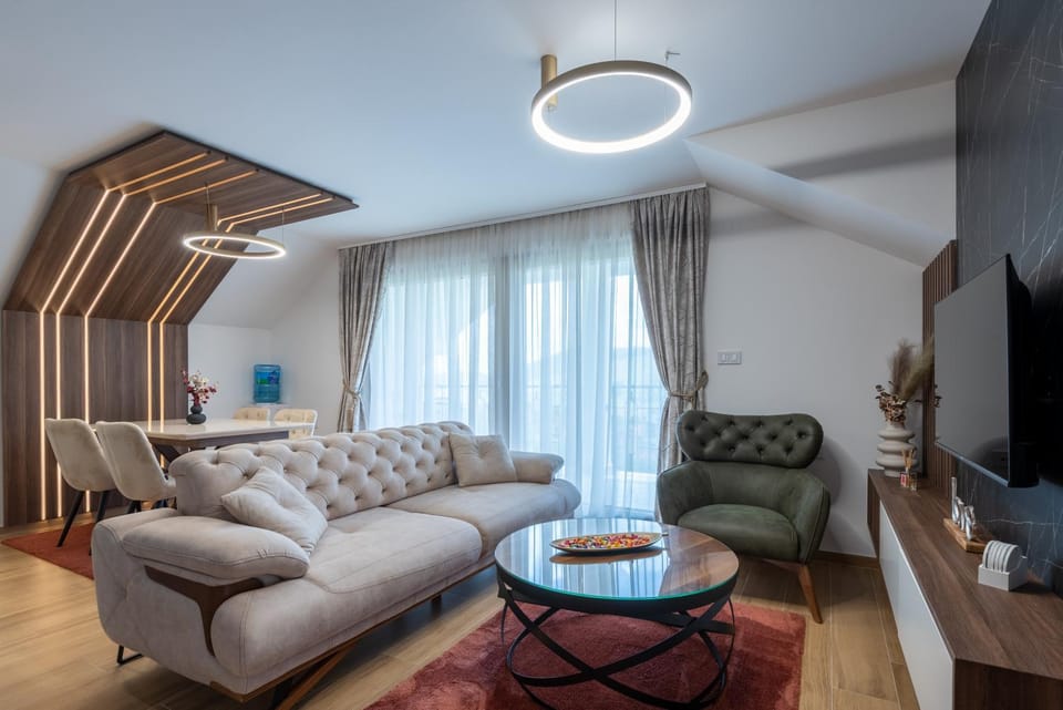 TV and multimedia, Living room, Seating area