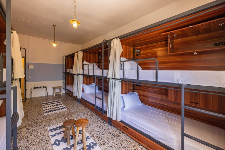 bunk bed