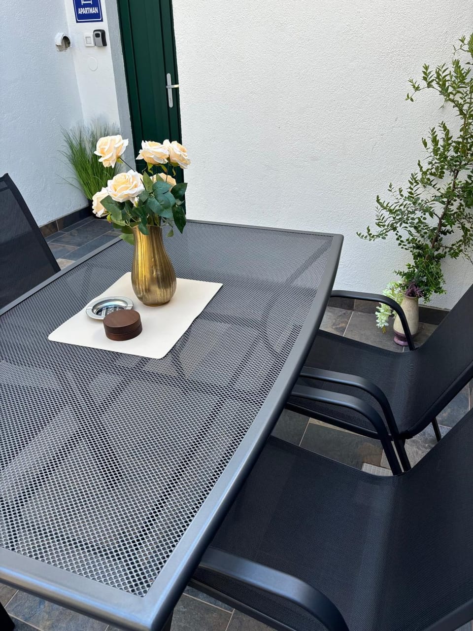 Patio, Balcony/Terrace