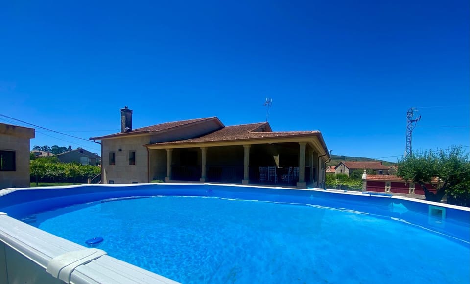 O Eido da Barreira House in Galicia