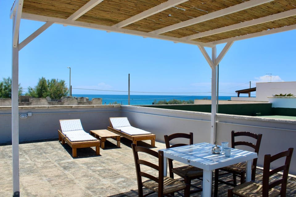 Patio, Day, Natural landscape, View (from property/room), Balcony/Terrace, Living room, Seating area, Dining area, Sea view
