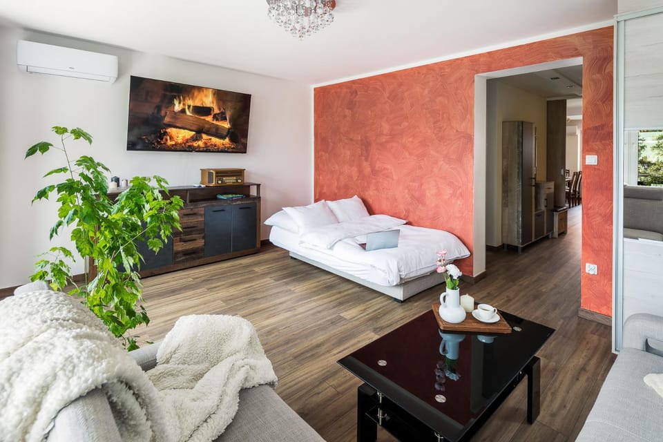 Living room, Bedroom