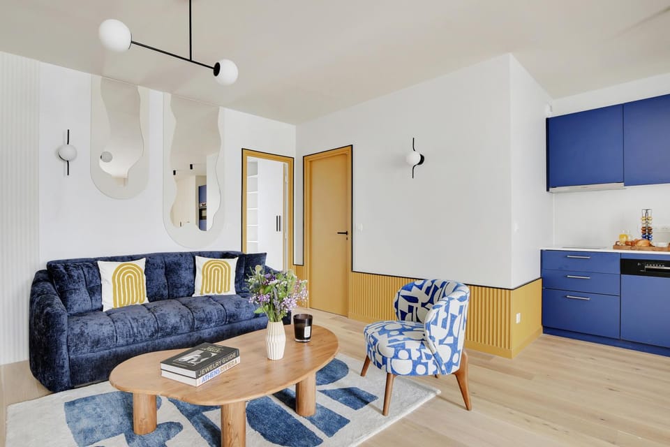 Living room, Seating area