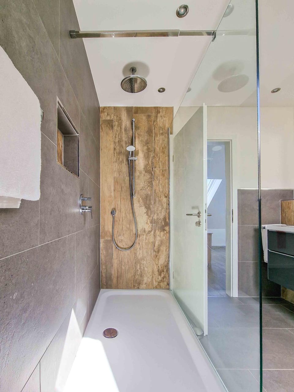 Shower, Bathroom