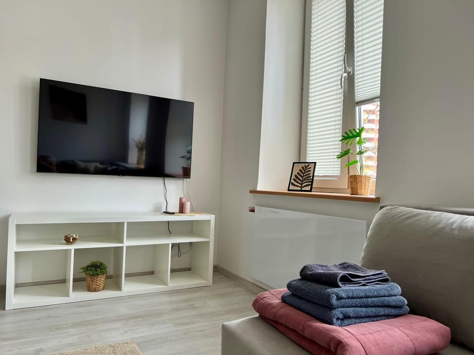 TV and multimedia, Seating area