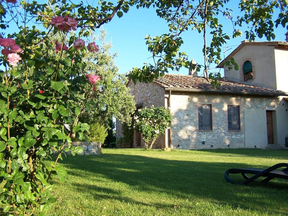 Poggetto di Montese Apartment in Tuscany