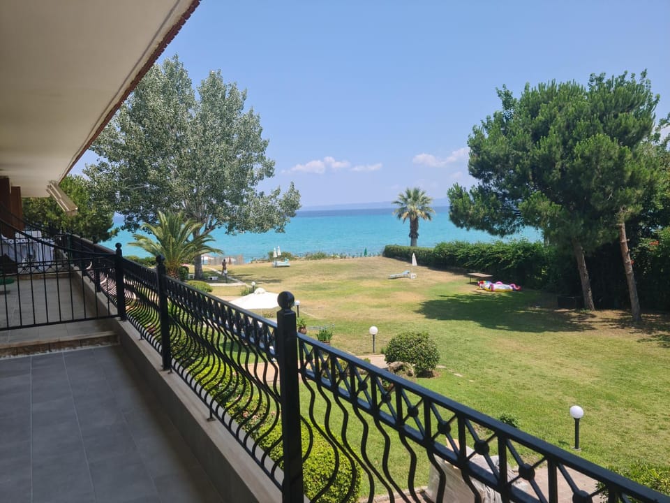 Balcony/Terrace, Garden view, Sea view