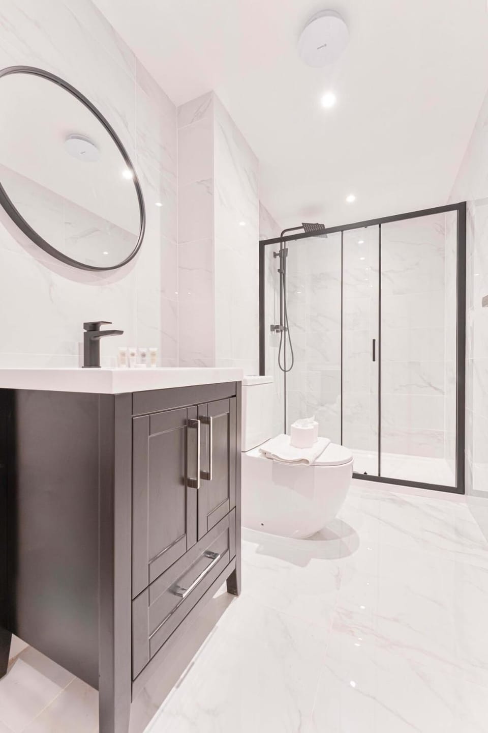 Lovely 2 Bed Apartment in Burton-on-Trent Apartment in Burton upon Trent