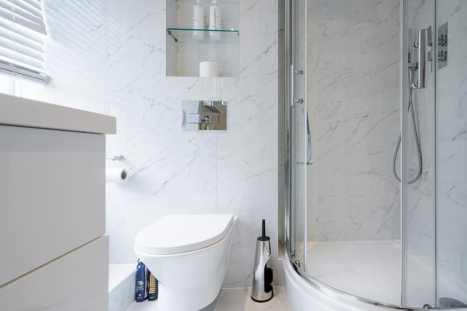 Luxury 3BRs house in the heart of Victoria Villa in City of Westminster