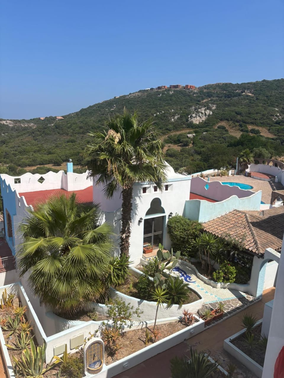 Property building, Natural landscape, Pool view