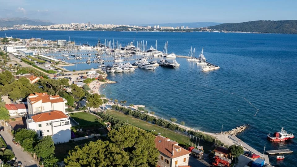 Apartments Niko Bed and Breakfast in Split-Dalmatia County