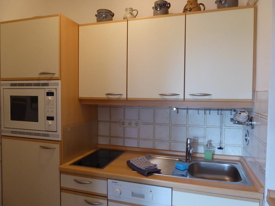 Ferienwohnung Am Kräutergarten - mit Pool, Sauna und Garage Apartment in Bavaria
